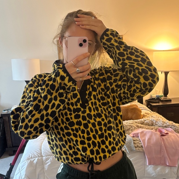 Kids Leopard Print Jacket - Yellow and Black - Picture 7 of 7